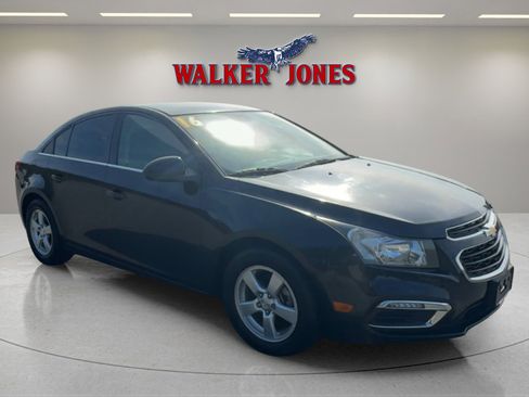 Used 2016 Chevrolet Cruze LT w/ Technology Package image 1