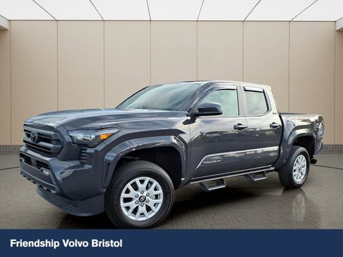 Used 2024 Toyota Tacoma SR5 image 1