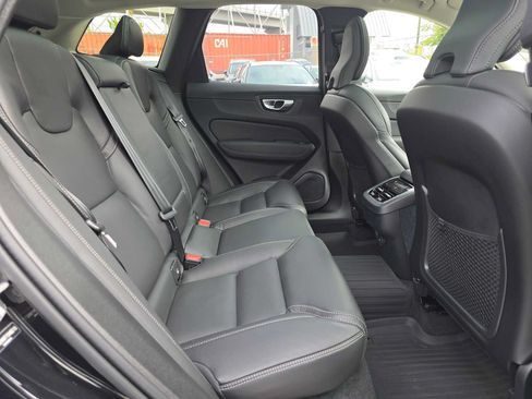 Used 2026 Volvo XC60 B5 Ultra w/ Protection Package Premier AWD/4WD image 12