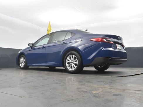 Used 2025 Toyota Camry LE image 52