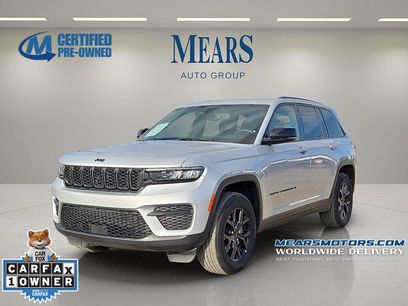 Used 2024 Jeep Grand Cherokee Altitude
