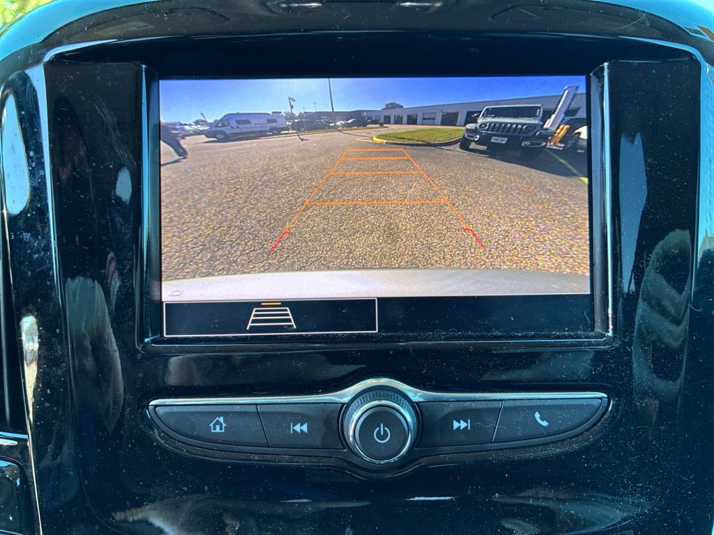 Used 2021 Chevrolet Traverse LT AWD/4WD image 23