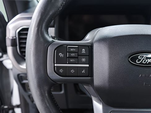 Used 2024 Ford F150 Lariat AWD/4WD image 12