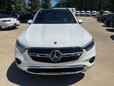 Certified 2026 Mercedes-Benz GLC 300 image 2
