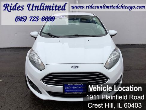 Used 2014 Ford Fiesta SE w/ Equipment Group 201A image 9