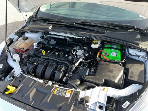 Used 2018 Ford Focus SE image 40