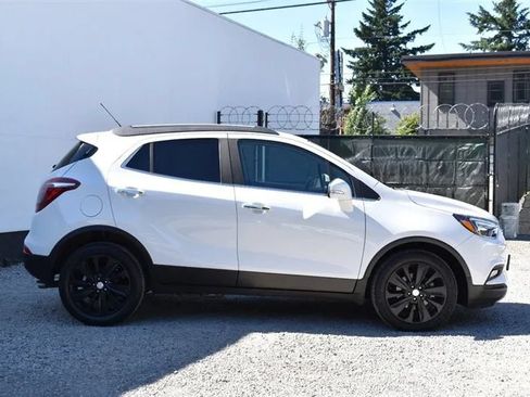 Used 2020 Buick Encore Essence FWD image 6