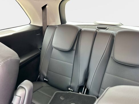 New 2026 Mercedes-Benz GLS 450 450 4MATIC SUV image 13