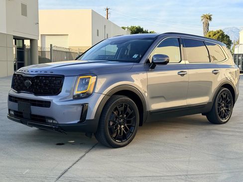 Used 2021 Kia Telluride SX w/ SX Prestige Package image 9