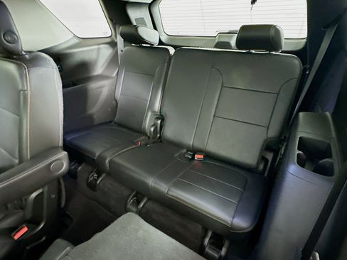 Used 2018 Chevrolet Traverse Premier w/ Redline Edition FWD image 30