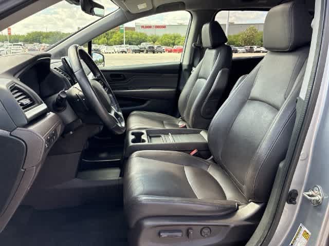 Used 2018 Honda Odyssey Touring image 17