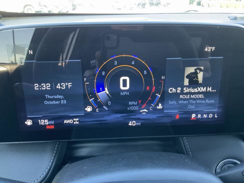 New 2026 Chevrolet Equinox LT w/ Convenience Package II image 31