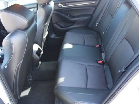 Used 2019 Honda Accord Sport image 14
