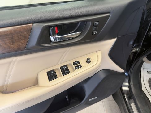 Used 2018 Subaru Outback 2.5i Limited image 15