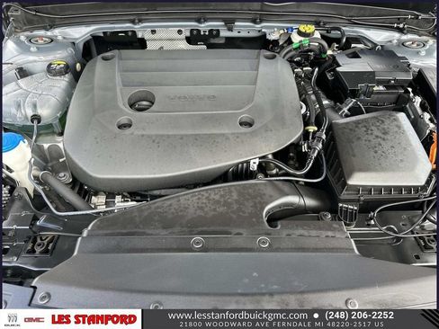 Used 2023 Volvo XC40 B5 Ultimate w/ Climate Package AWD/4WD image 12