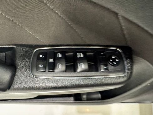 Used 2023 Dodge Charger SXT image 22