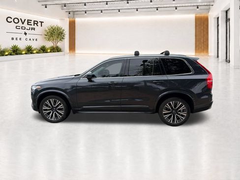 Used 2022 Volvo XC90 T5 Momentum w/ Protection Package Premier AWD/4WD image 7