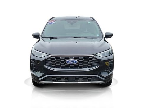 Certified 2024 Ford Escape ST-Line w/ Tech Pack #1 AWD/4WD image 2