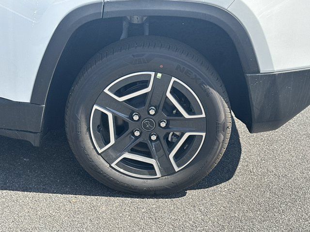 New 2026 Jeep Cherokee Laredo AWD/4WD image 19