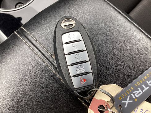 Used 2024 Nissan Altima 2.5 SV image 32