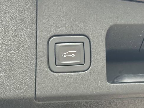 Used 2017 Cadillac XT5 Premium Luxury image 31