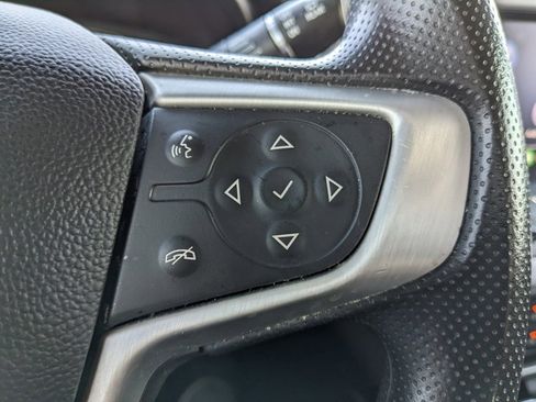 Used 2023 GMC Acadia SLE w/ Driver Convenience Package image 25