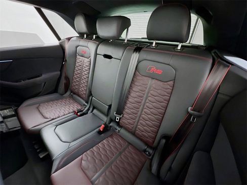 New 2026 Audi RS Q8 performance image 22