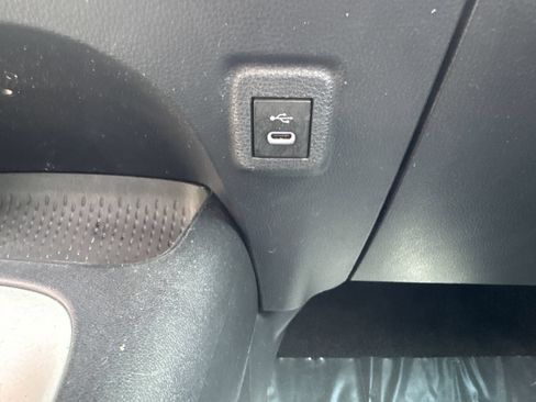 Used 2025 Toyota Corolla SE FWD image 21