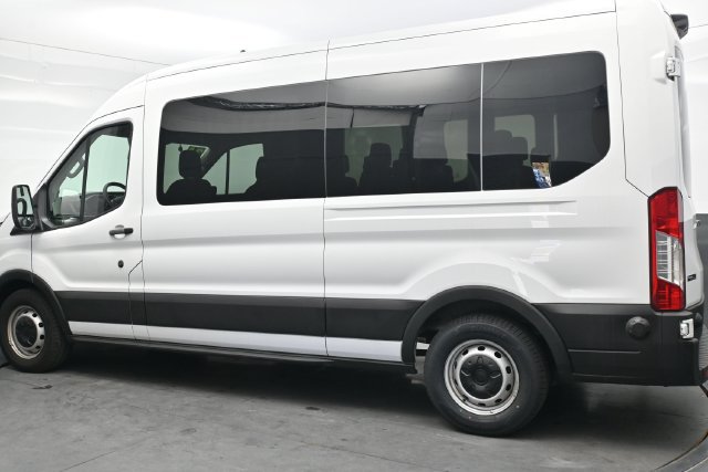 Used 2024 Ford Transit 350 XL RWD image 4