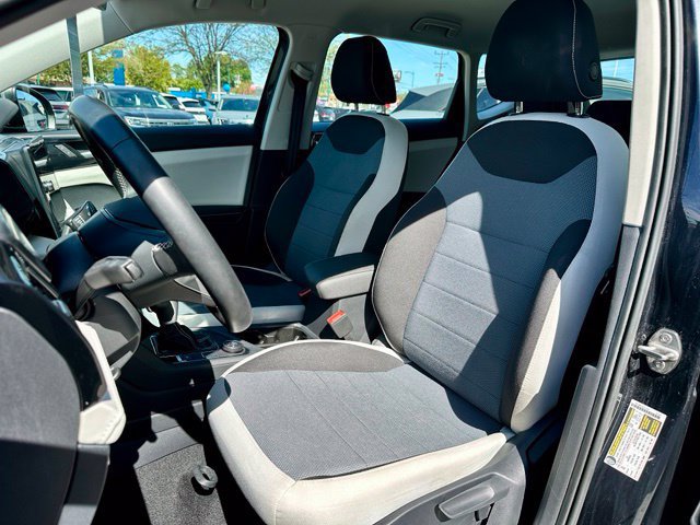 Certified 2025 Volkswagen Taos S AWD/4WD image 13
