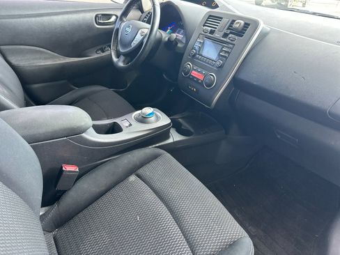 Used 2015 Nissan Leaf S w/ Charge Package image 14
