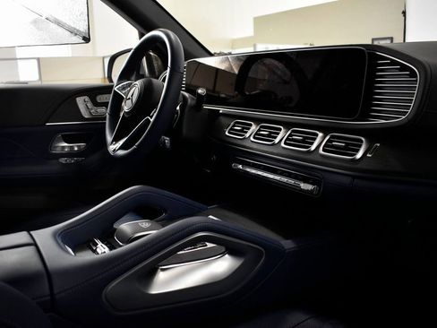 Certified 2026 Mercedes-Benz Maybach GLS 600 4MATIC image 52