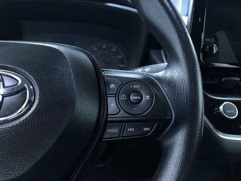 Certified 2025 Toyota Corolla LE image 26