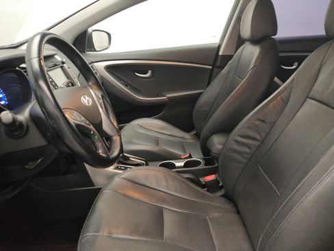 Used 2016 Hyundai Elantra GT w/ Option Group 03 image 17