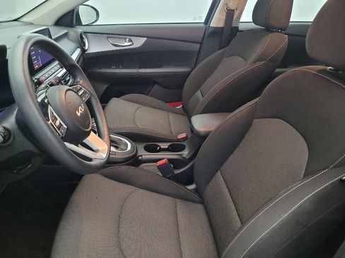 Used 2023 Kia Forte LXS image 17