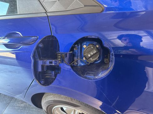 Used 2025 Hyundai Elantra SE image 11