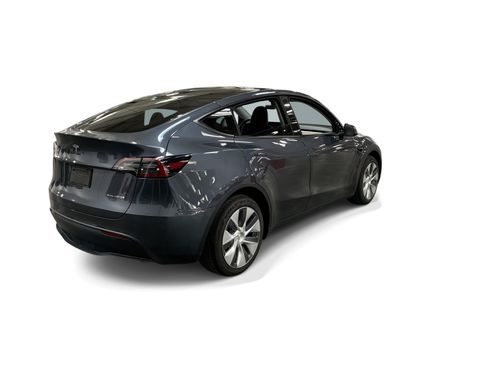 Certified 2023 Tesla Model Y Long Range AWD/4WD image 6