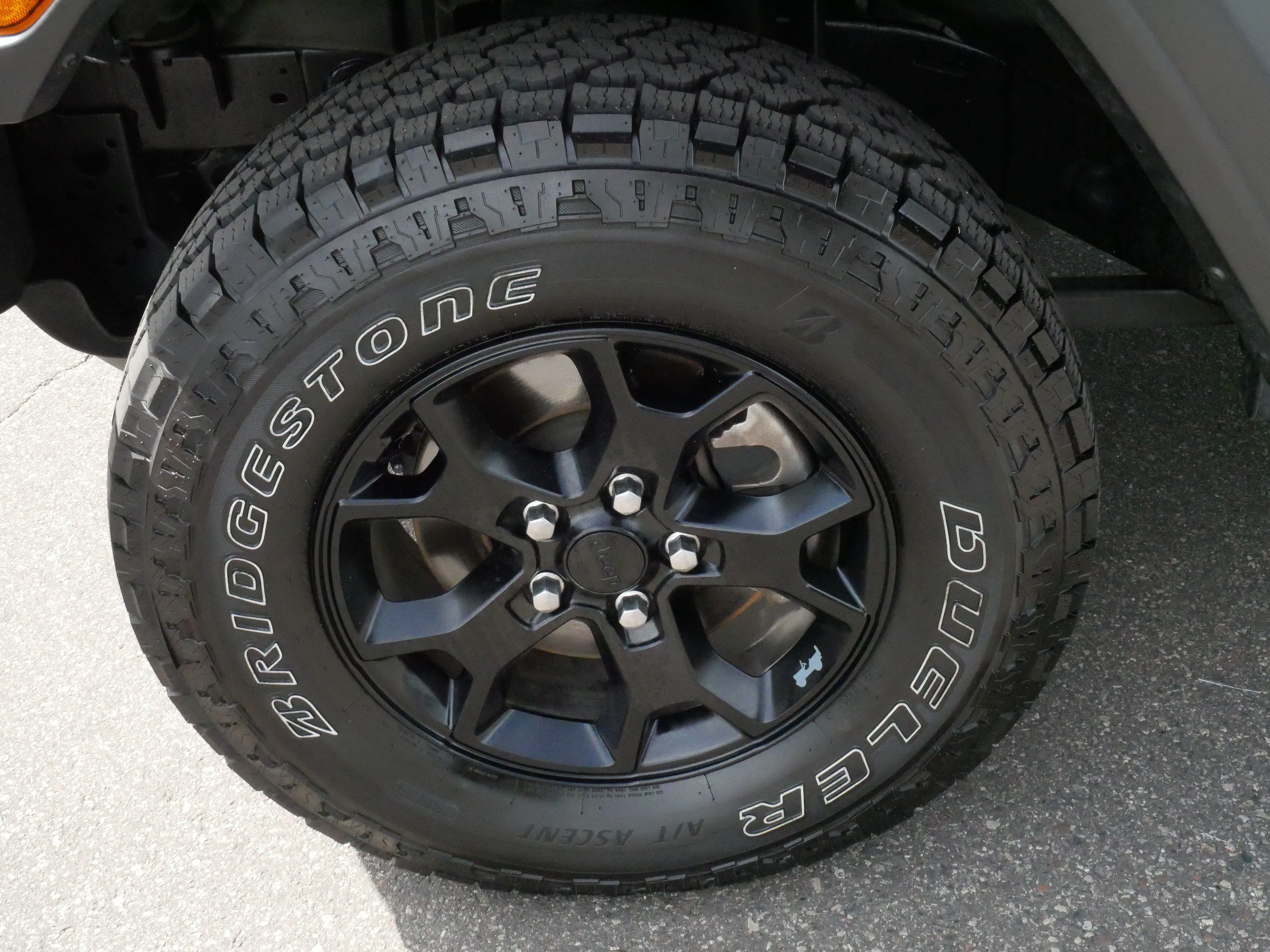 Used 2022 Jeep Wrangler Sport AWD/4WD image 15