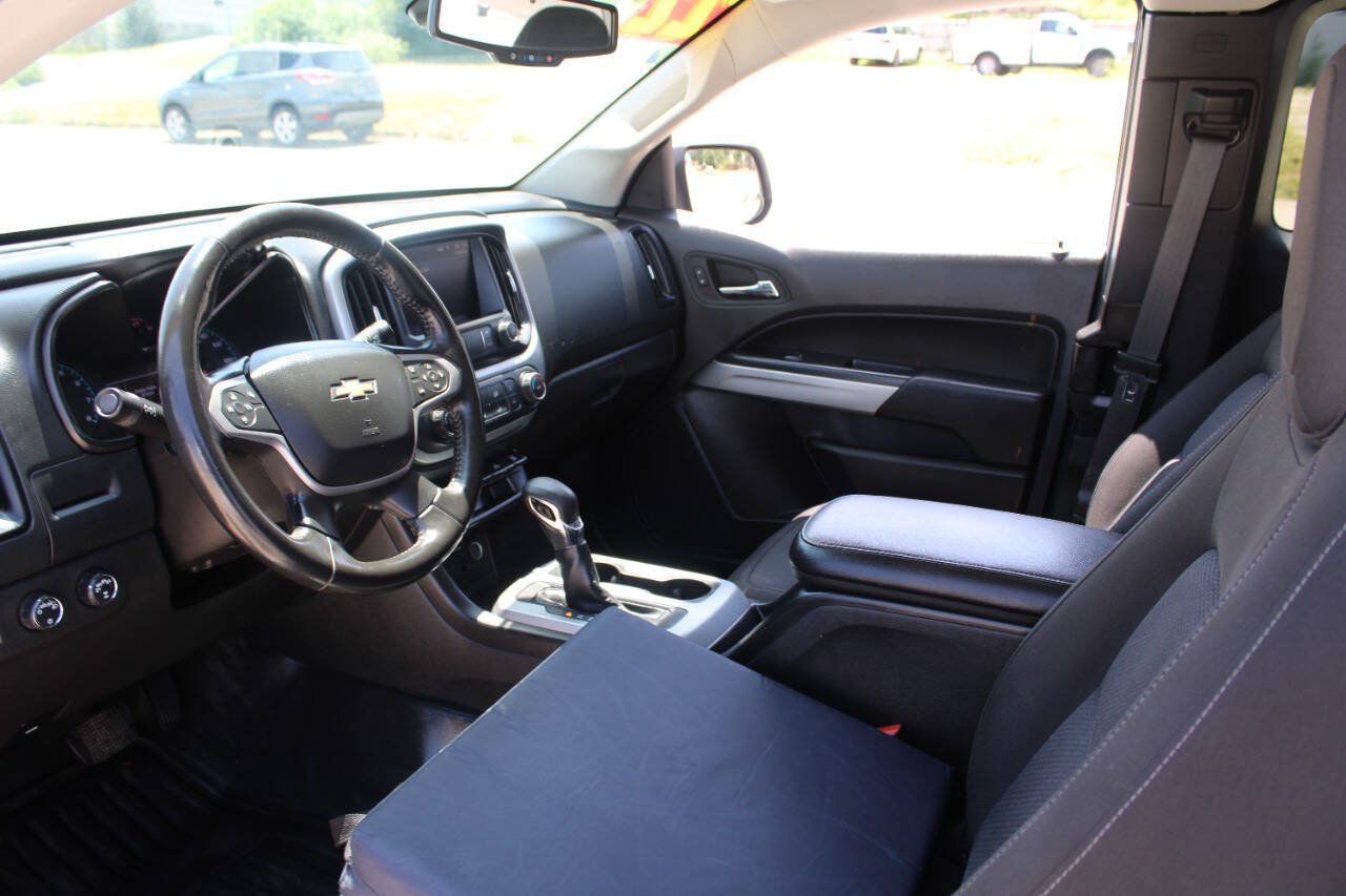 Used 2022 Chevrolet Colorado LT w/ Fleet Safety Package AWD/4WD image 20