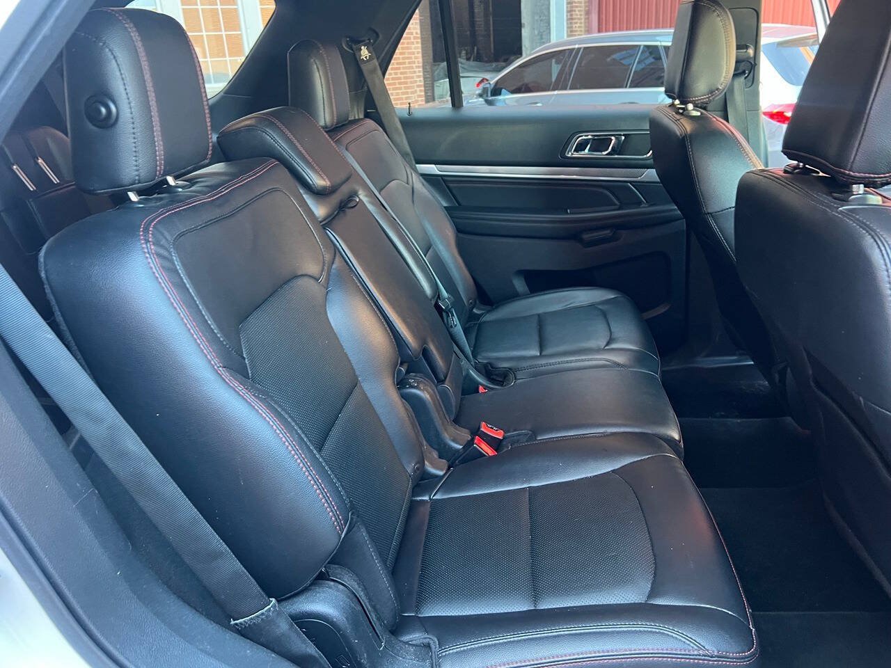 Used 2019 Ford Explorer Sport w/ Equipment Group 401A AWD/4WD image 13