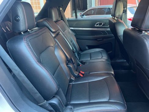 Used 2019 Ford Explorer Sport w/ Equipment Group 401A AWD/4WD image 13