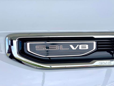 Used 2024 GMC Sierra 1500 SLT w/ SLT Premium Plus Package image 9