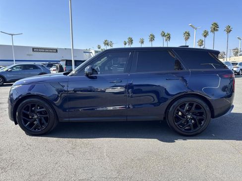 Used 2023 Land Rover Range Rover Sport SE image 5
