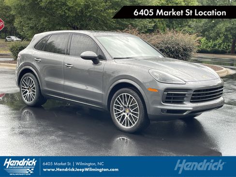Used 2023 Porsche Cayenne AWD/4WD image 1