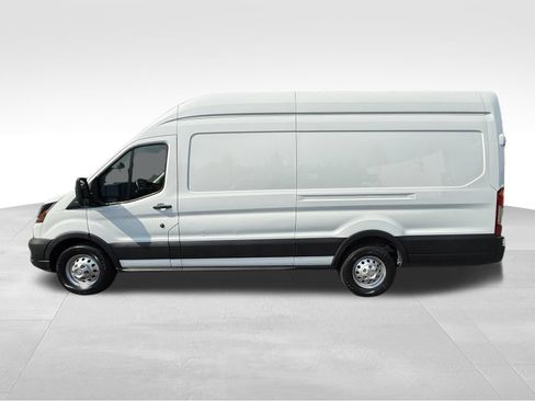 Used 2023 Ford Transit 250 148 High Roof Extended AWD w/ Load Area Protection Package image 10