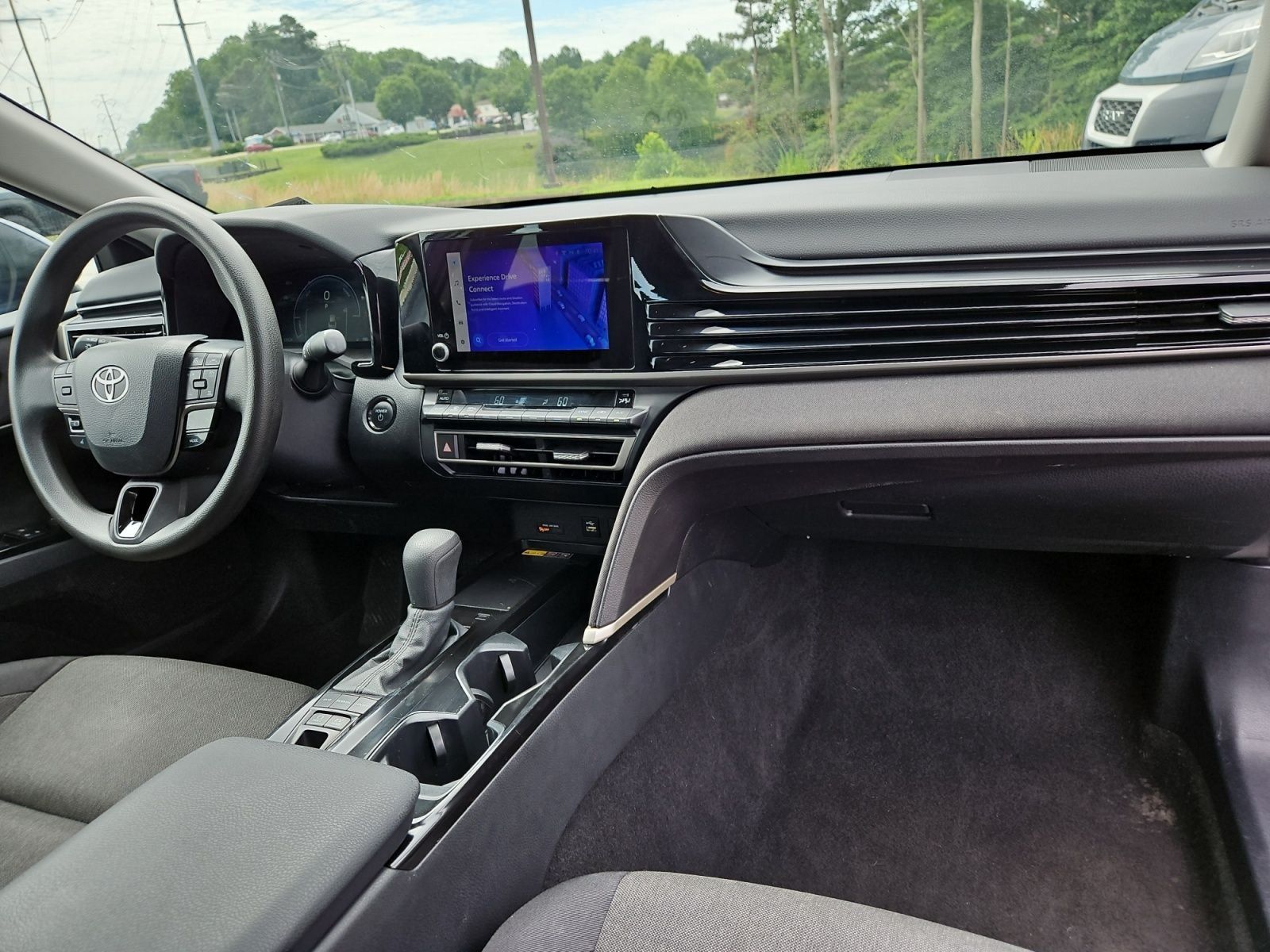 Used 2025 Toyota Camry LE FWD image 16
