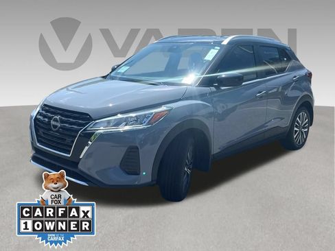Used 2024 Nissan Kicks SV FWD image 2