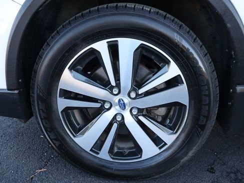 Used 2019 Subaru Outback 3.6R Limited w/ Popular Package #2 AWD/4WD image 42