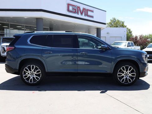 New 2026 GMC Acadia Denali Ultimate AWD/4WD image 7