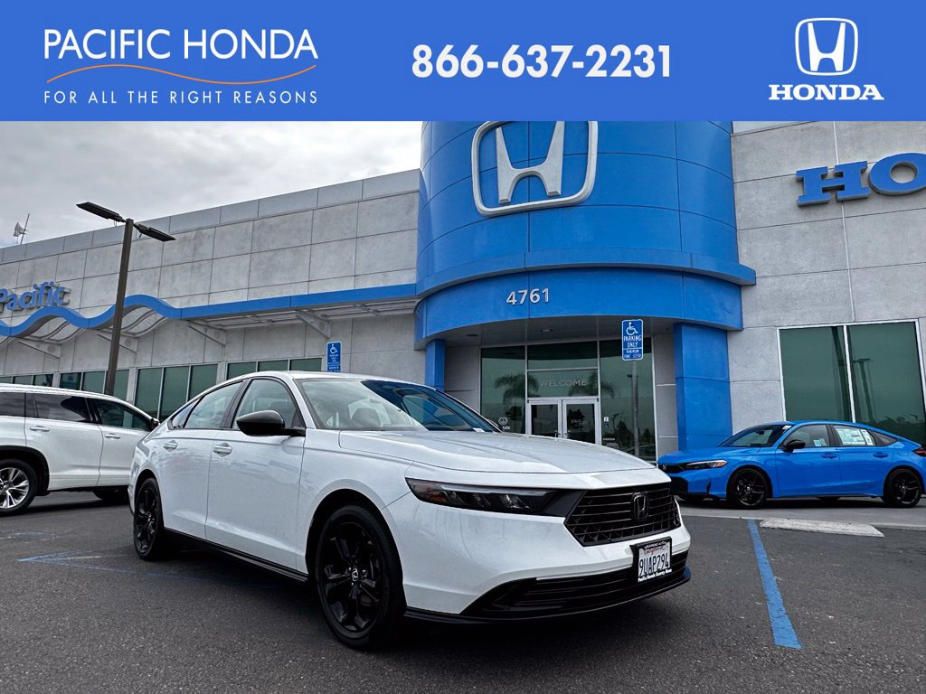 Certified 2025 Honda Accord SE image 1